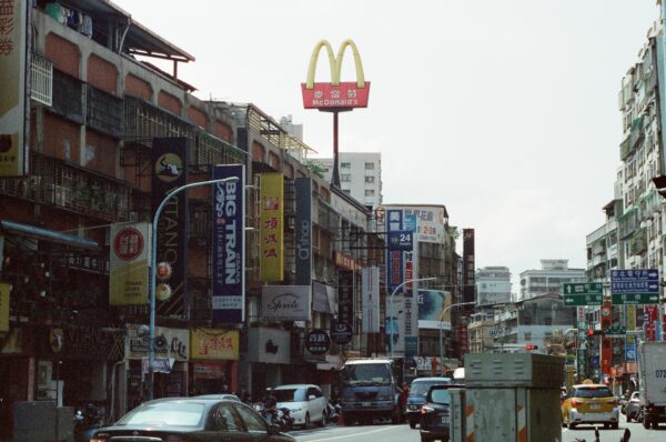 Street, Signage, McDonald's｜0085-16780033